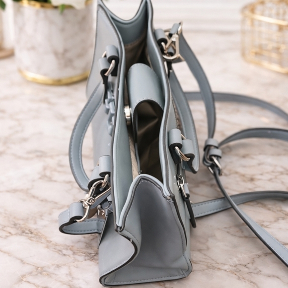 GUESS Gray Logo Satchel – Structured & Stylish - Picture 3 of 3